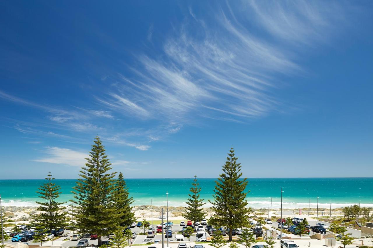 Seashells Scarborough Aparthotel Perth Exterior photo