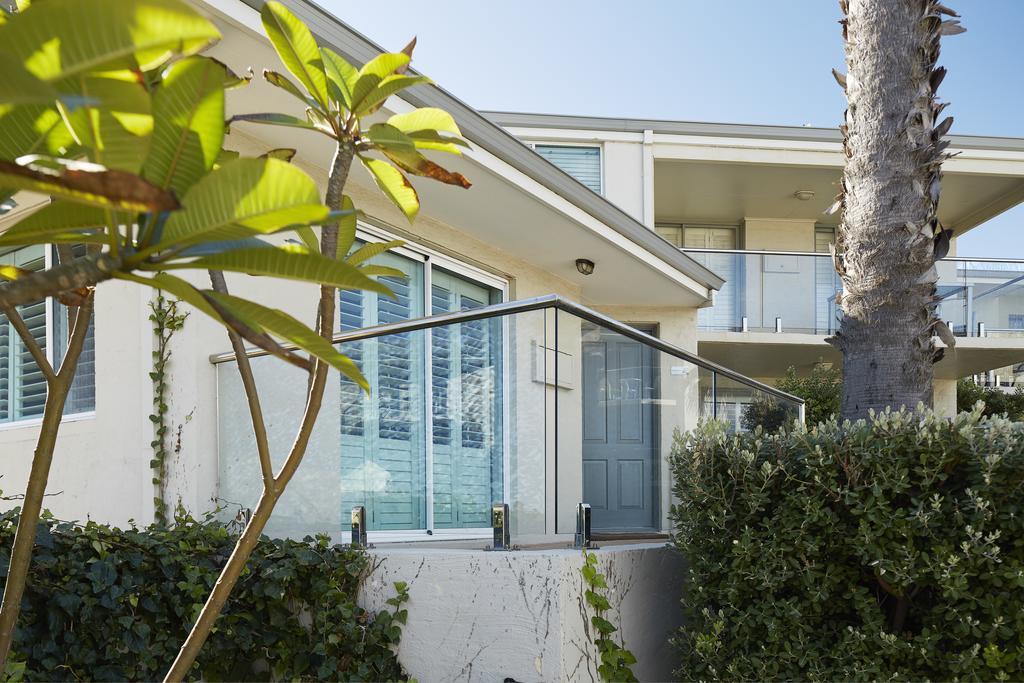 Seashells Scarborough Aparthotel Perth Exterior photo